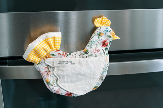 Penny the Pot Holder Hen